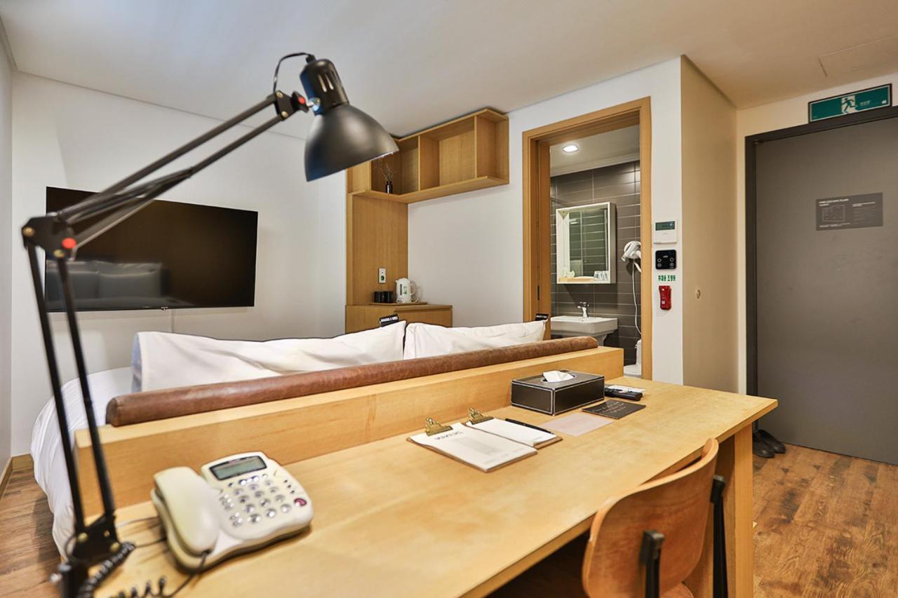 Jongro Makers X Pretty Hotel Seoul Room photo