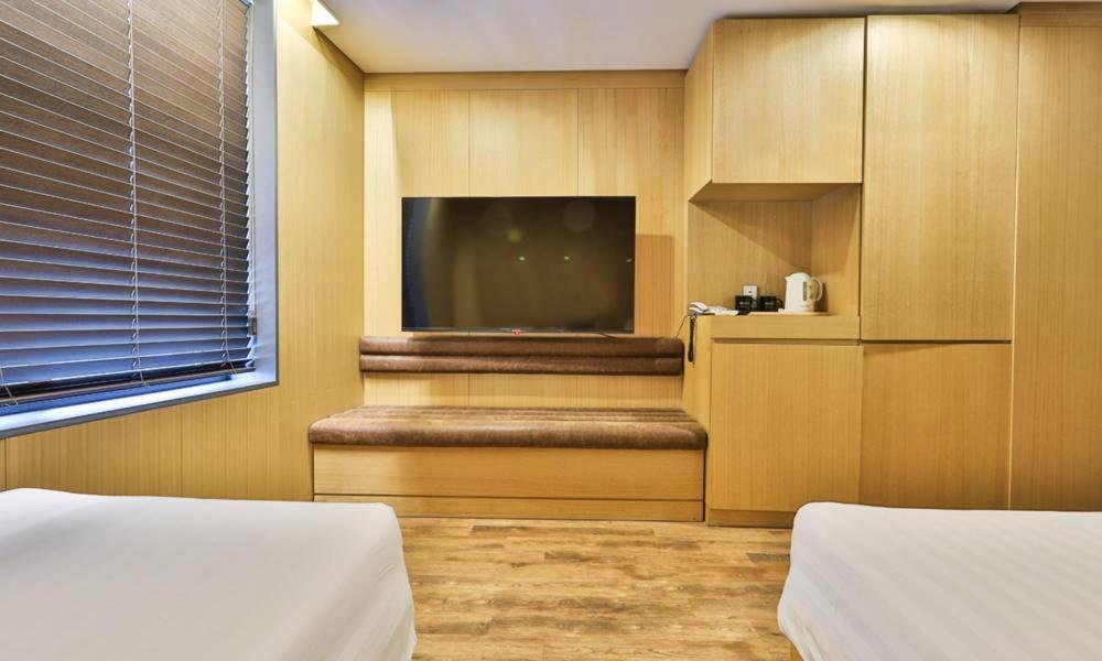 Jongro Makers X Pretty Hotel Seoul Exterior photo